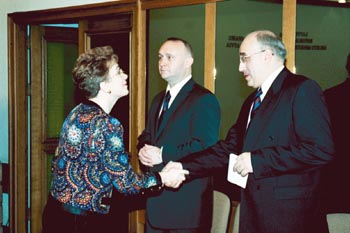 VEST02.JPG (28548 bytes)