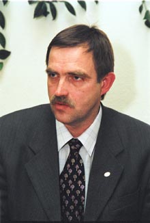 LA2.JPG (19967 bytes)