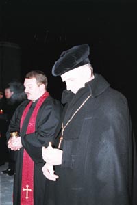 A2.JPG (16737 bytes)