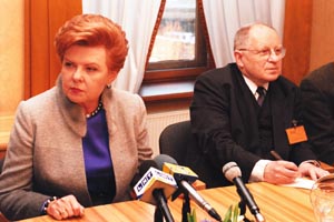 VA5.JPG (26224 bytes)