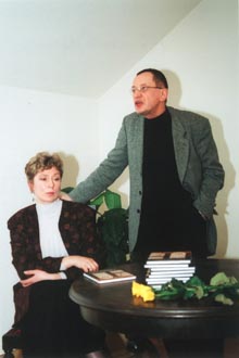 CAKS4.JPG (19242 bytes)