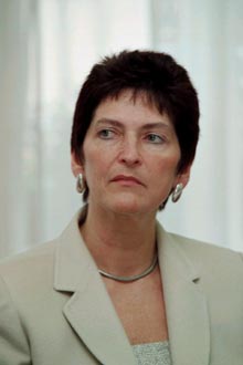 RAMONA.JPG (12031 bytes)