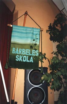 BARBELE6.JPG (25631 bytes)