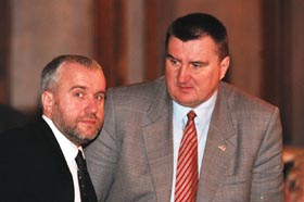 S03.JPG (17473 bytes)