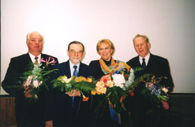 AKADEMIKI.JPG (17092 bytes)