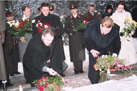 KAPI6.JPG (22640 bytes)