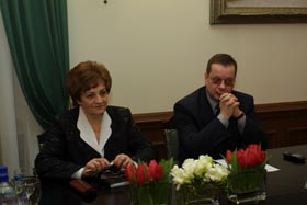 11.JPG (13105 bytes)