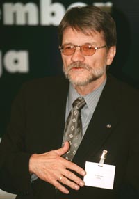 LEJINS.JPG (16921 bytes)