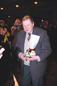 SI2.JPG (18118 bytes)