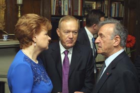 USAVIZELS.JPG (20880 bytes)