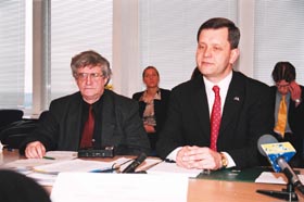 Z6.JPG (20631 bytes)