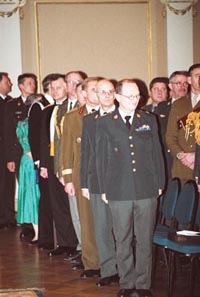 B02.JPG (22789 bytes)