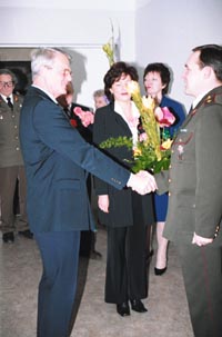 B07.JPG (21247 bytes)