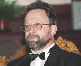 GRUBE.JPG (18756 bytes)