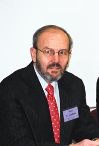 ZV222.JPG (16048 bytes)