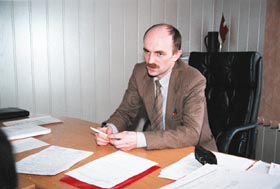 PL7.JPG (19403 bytes)