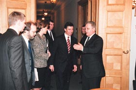 D4.JPG (21691 bytes)