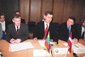 Z1.JPG (20669 bytes)