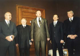 POLIS3.JPG (17962 bytes)