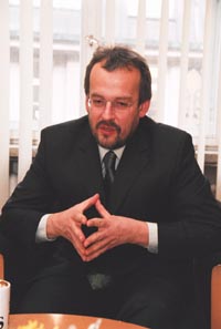 Z2.JPG (17573 bytes)