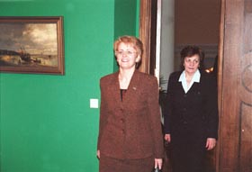 SATVERSME2.JPG (16327 bytes)