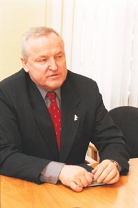 PIKS1.JPG (16853 bytes)