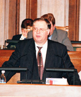 SA3.JPG (28372 bytes)