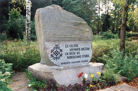 PIEMINEKLI2.JPG (29078 bytes)