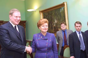 PREZIDENTE-1.JPG (20359 bytes)