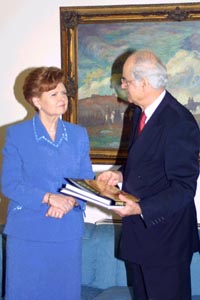 VIKE2.JPG (20790 bytes)