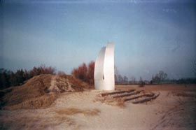 J3.JPG (14226 bytes)