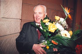 ZA1.JPG (22784 bytes)