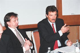 HO2.JPG (19599 bytes)