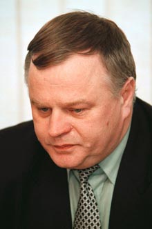 UDRIS.JPG (19057 bytes)