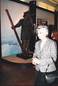 T10.JPG (23102 bytes)