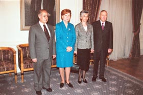 T7.JPG (22626 bytes)