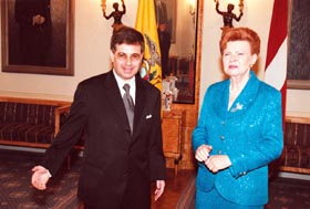 EKVA3.JPG (19527 bytes)