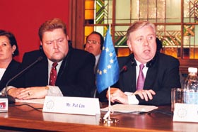 E4.JPG (25327 bytes)