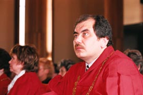 TIESNESI3.JPG (17963 bytes)