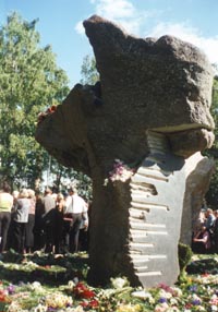 PIEMINEKLIS5.JPG (27191 bytes)