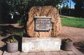 PIEMINEKLIS8.JPG (25354 bytes)