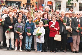 BP04.JPG (31107 bytes)