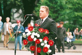 BP06.JPG (25495 bytes)