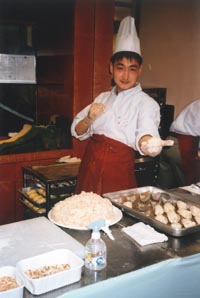 KOREJA3.JPG (21352 bytes)