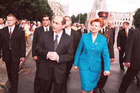 A13.JPG (23595 bytes)