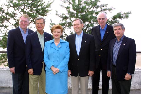 VIKE1.JPG (42348 bytes)