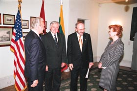 N02.JPG (23410 bytes)