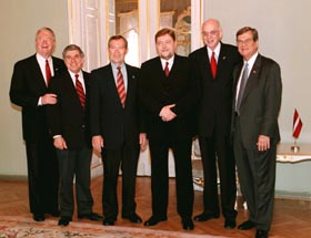 SENATORI2.JPG (22720 bytes)