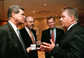 SENATORI4.JPG (22119 bytes)