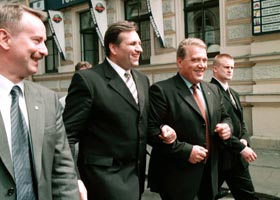 2SESIJA3.JPG (24826 bytes)